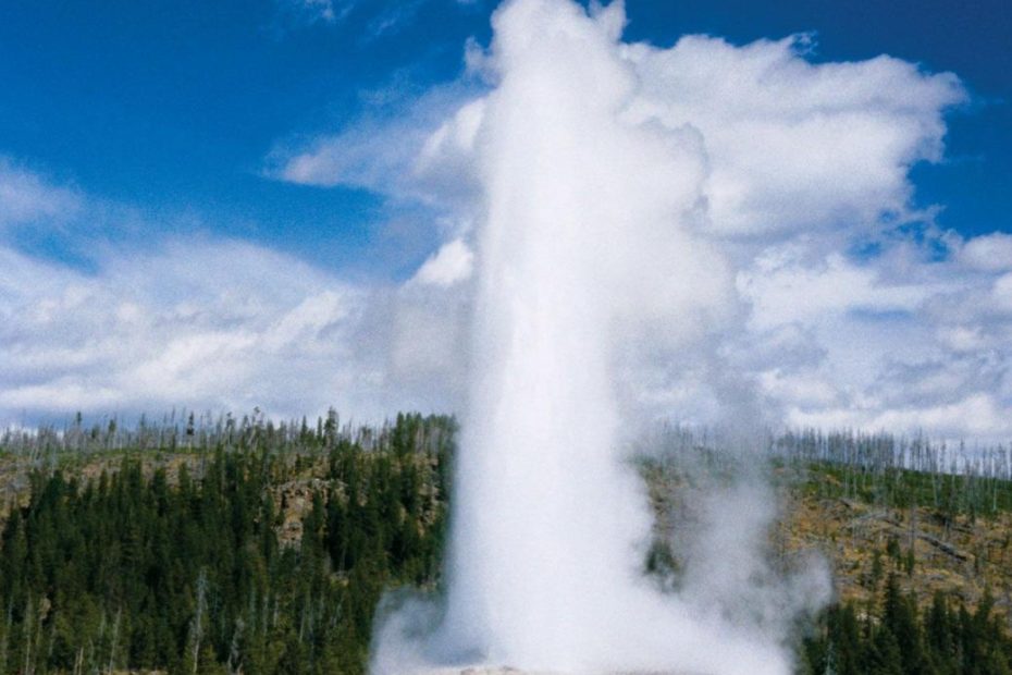 Old Faithful | Yellowstone National Park, Wyoming, Map, & Facts | Britannica