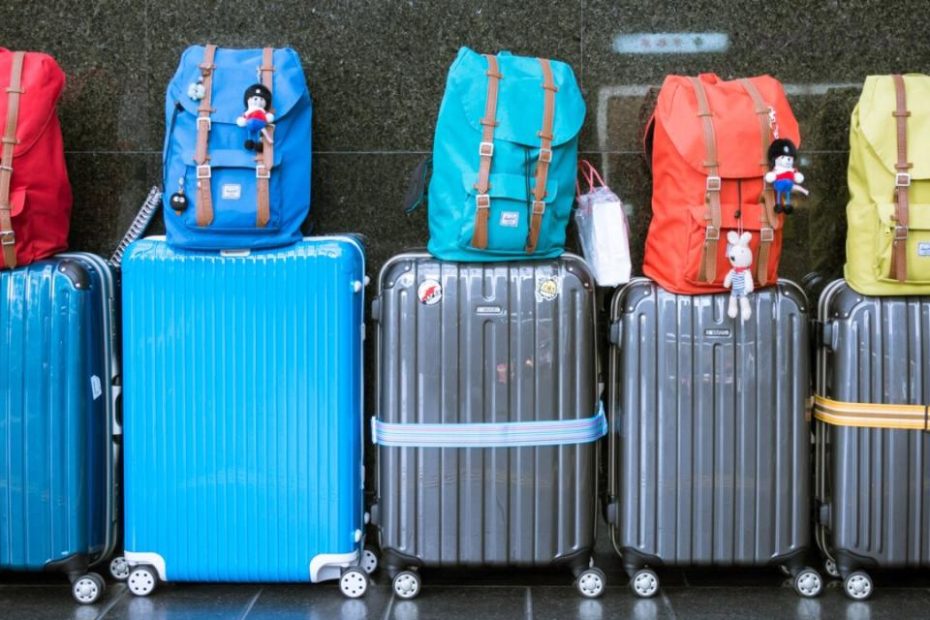 How To Ship Your Luggage: 10 Best Shipping Services - Afar