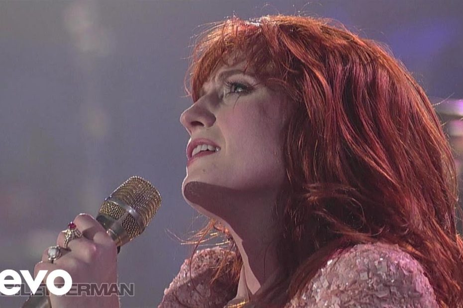 Florence + The Machine - Dog Days Are Over (Live On Letterman) - Youtube